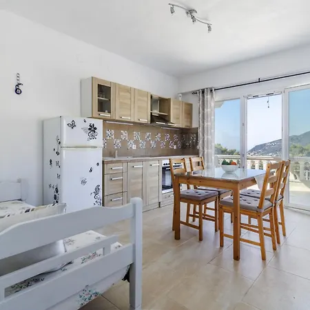 Pavlos Apartment *