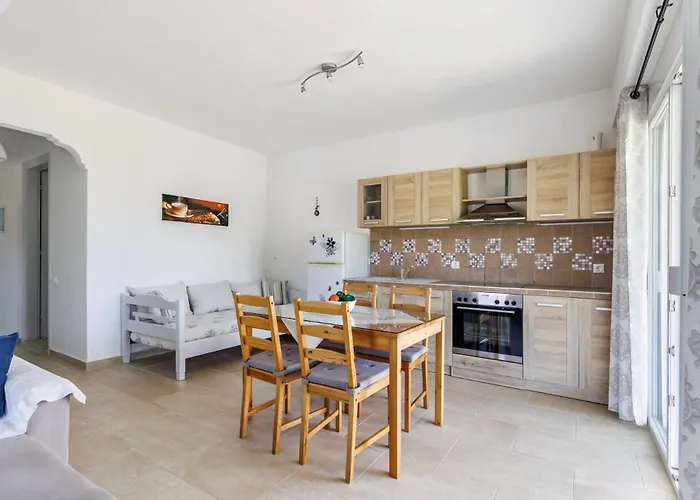 Pavlos * Szkópelosz